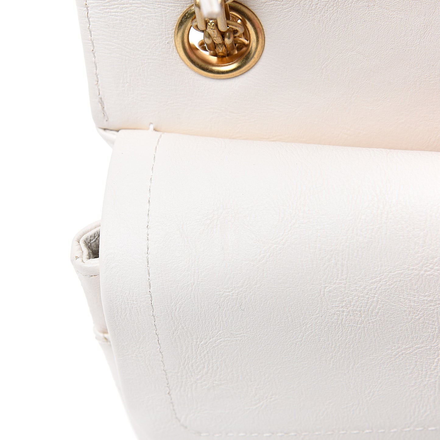 Aged Calfskin Chevron Quilted 2.55 Reissue 225 Flap White