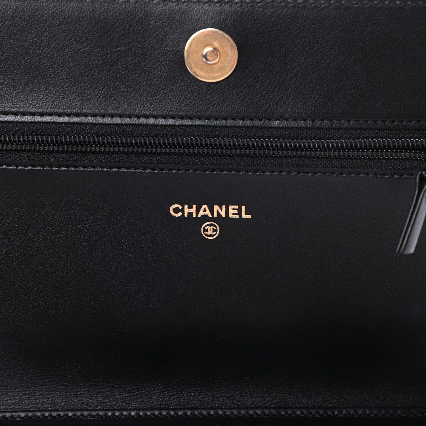 Caviar Quilted Boy Wallet On Chain WOC Black