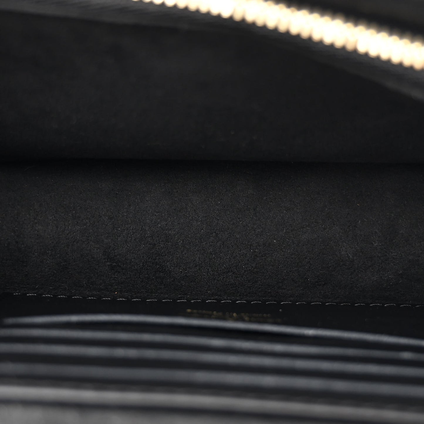 Reverse Monogram Dauphine Chain Wallet