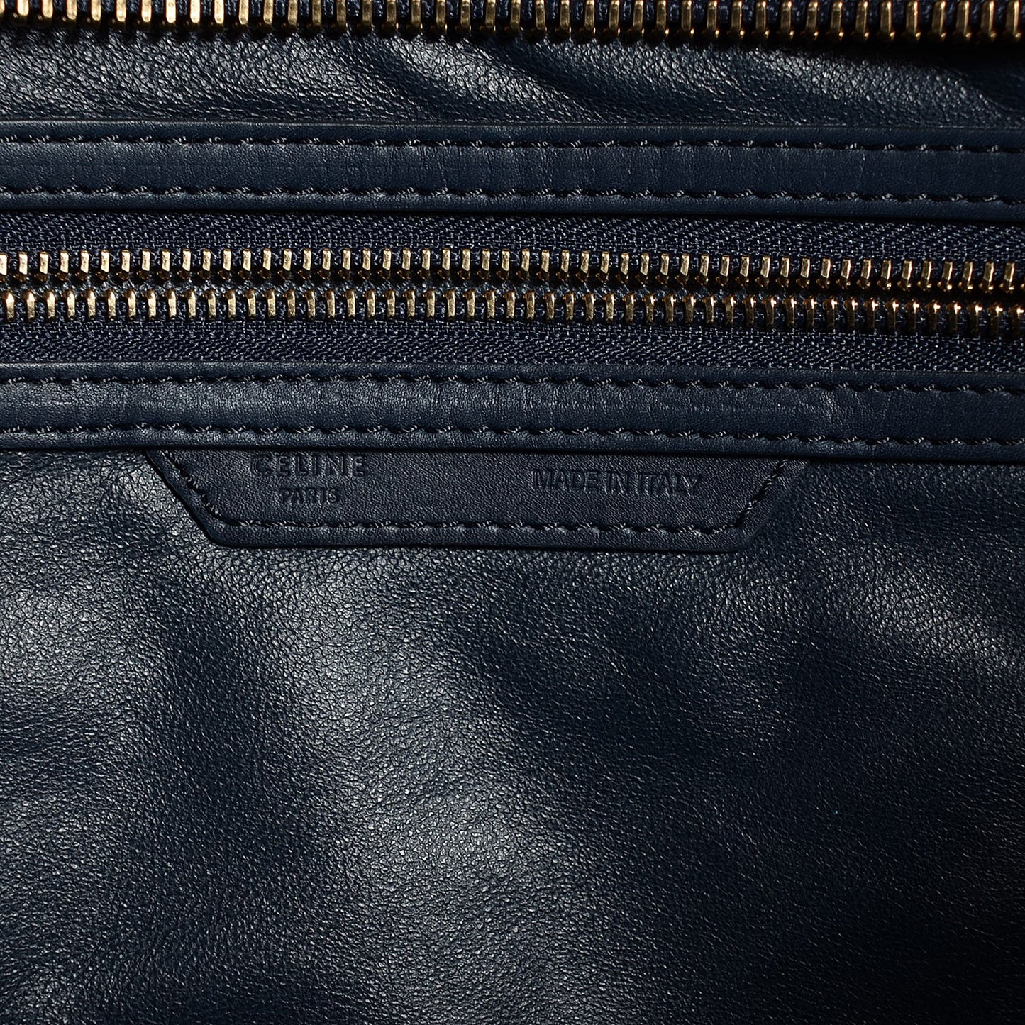 Smooth Calfskin Shoulder Luggage Navy