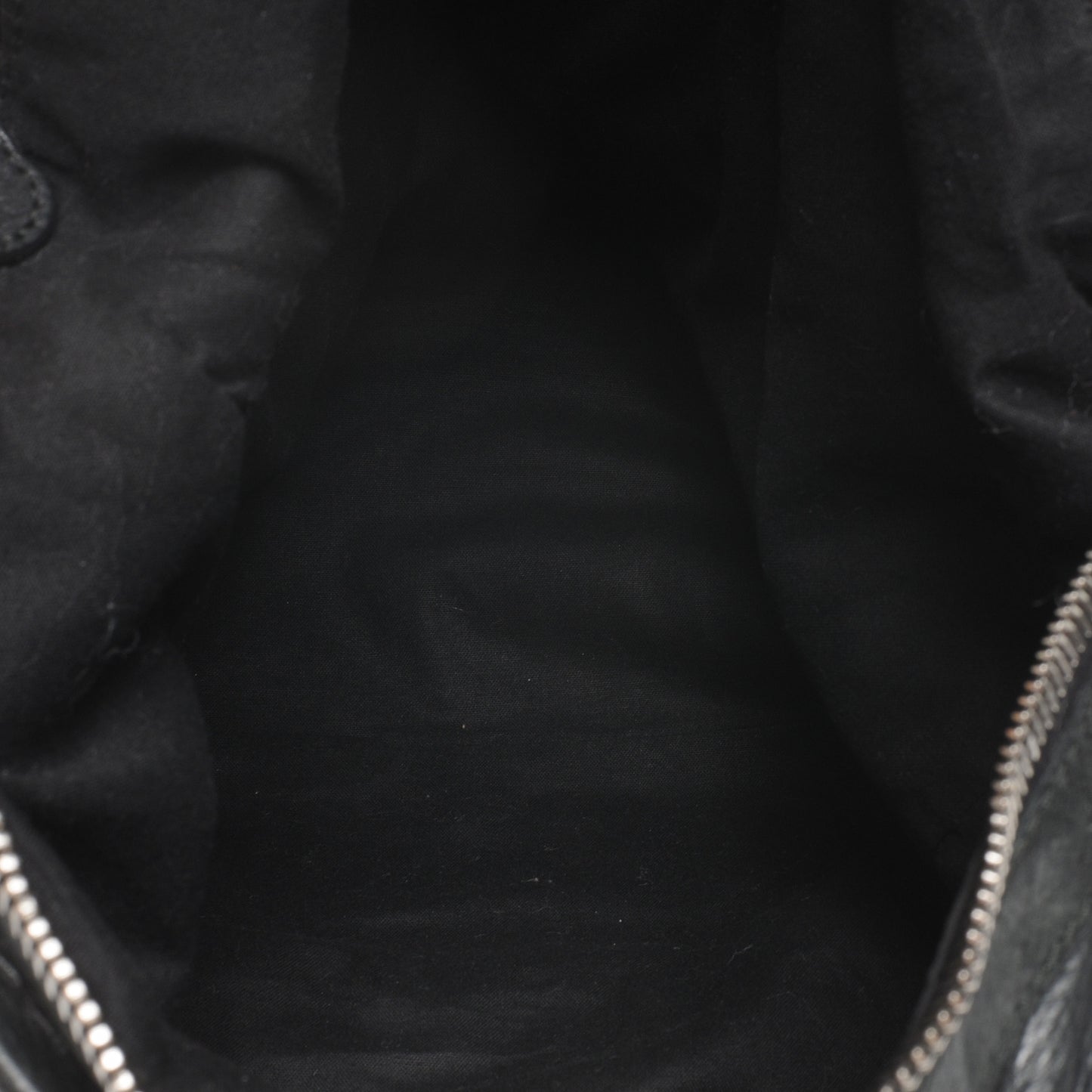 Agneau Giant 21 Silver Hardware Giant Day Hobo Black