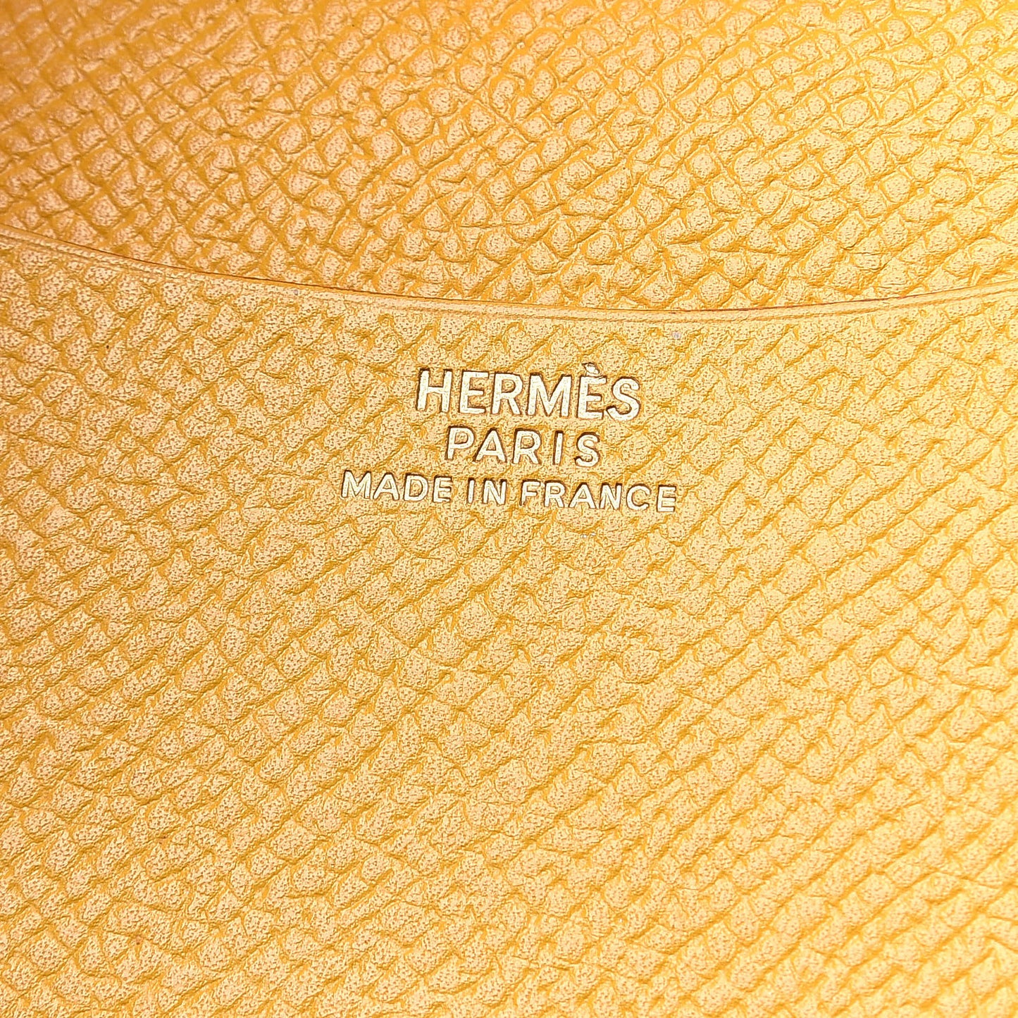 Courchevel Globe Trotter Agenda Cover PM Jaune