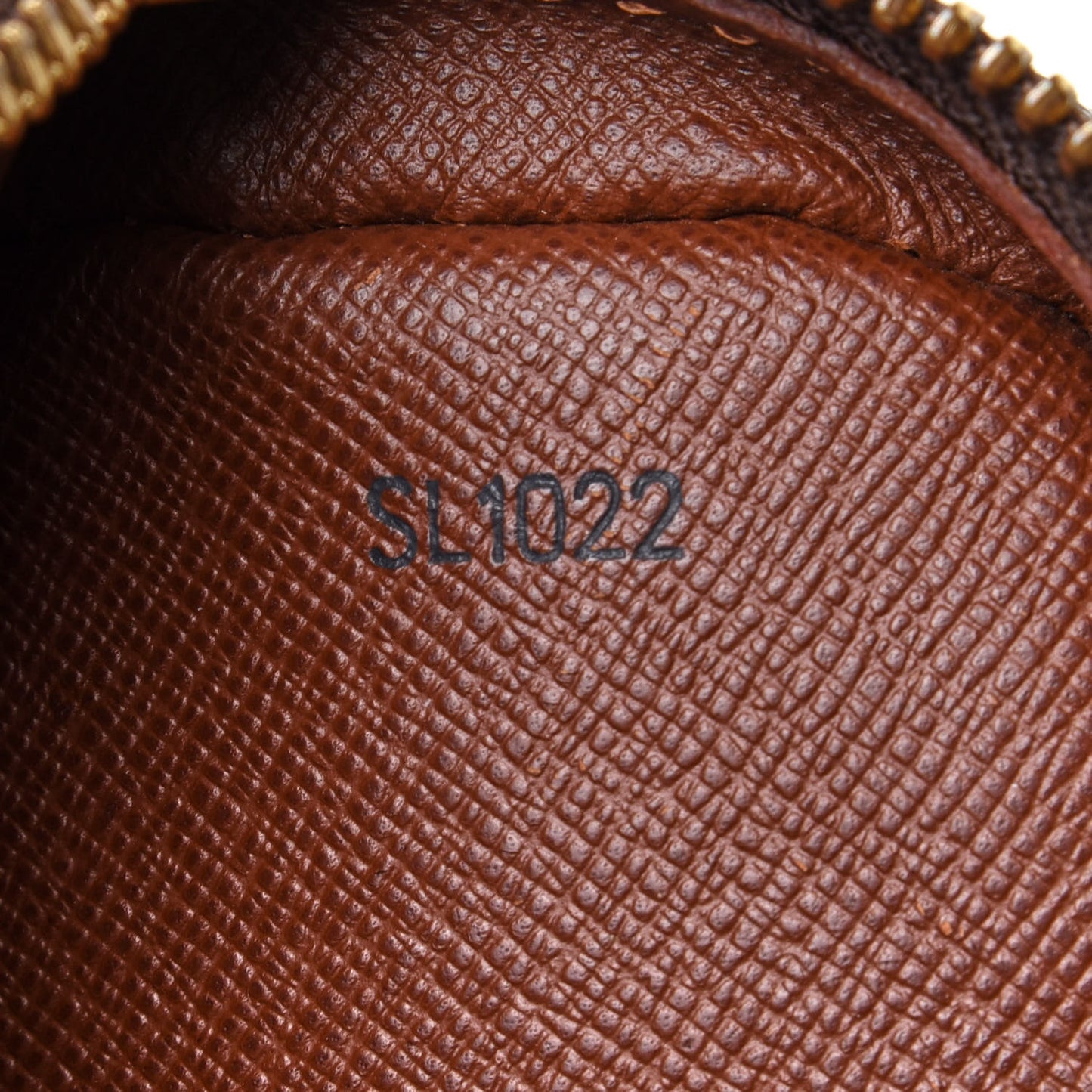 Monogram Danube 21