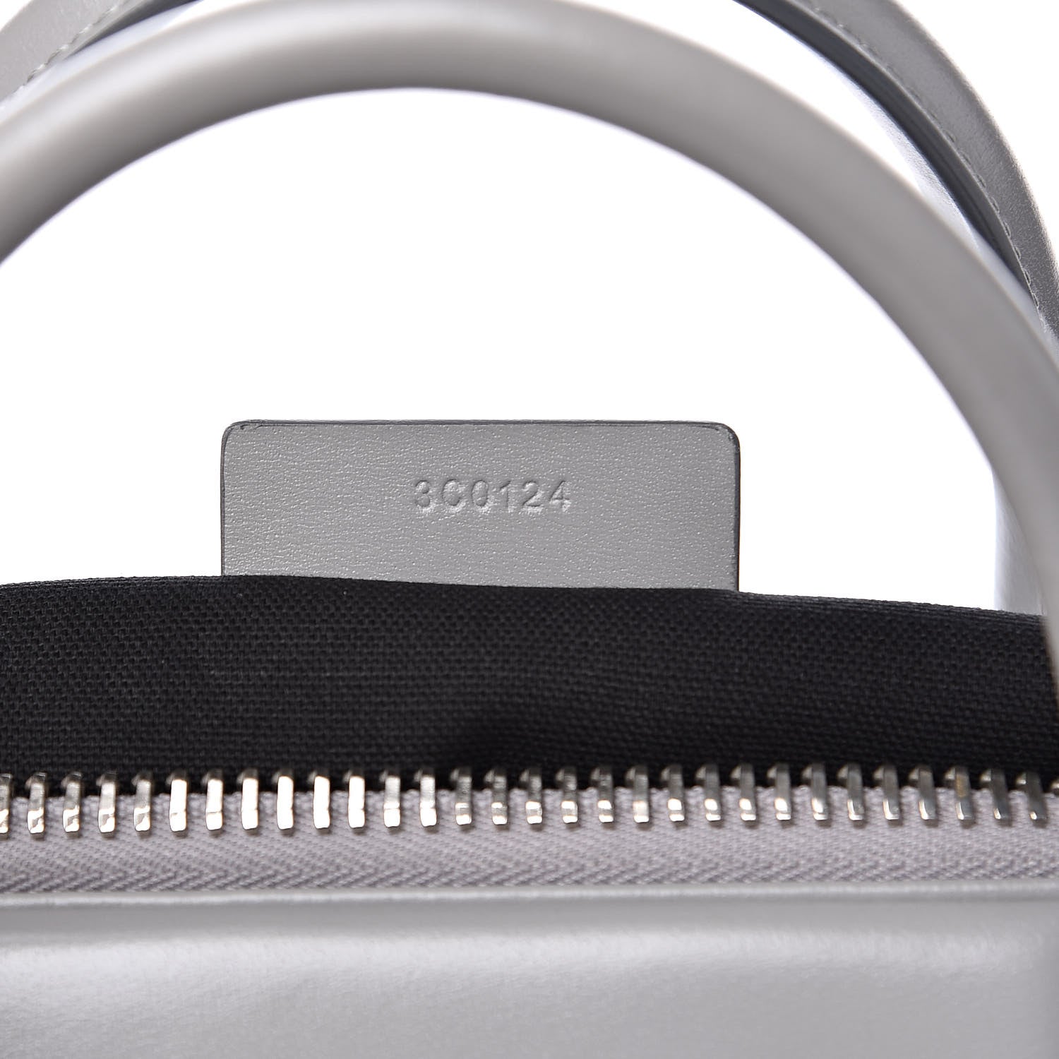 Givenchy Shiny Lord Calfskin Medium Antigona Pearl Grey 7 of 16