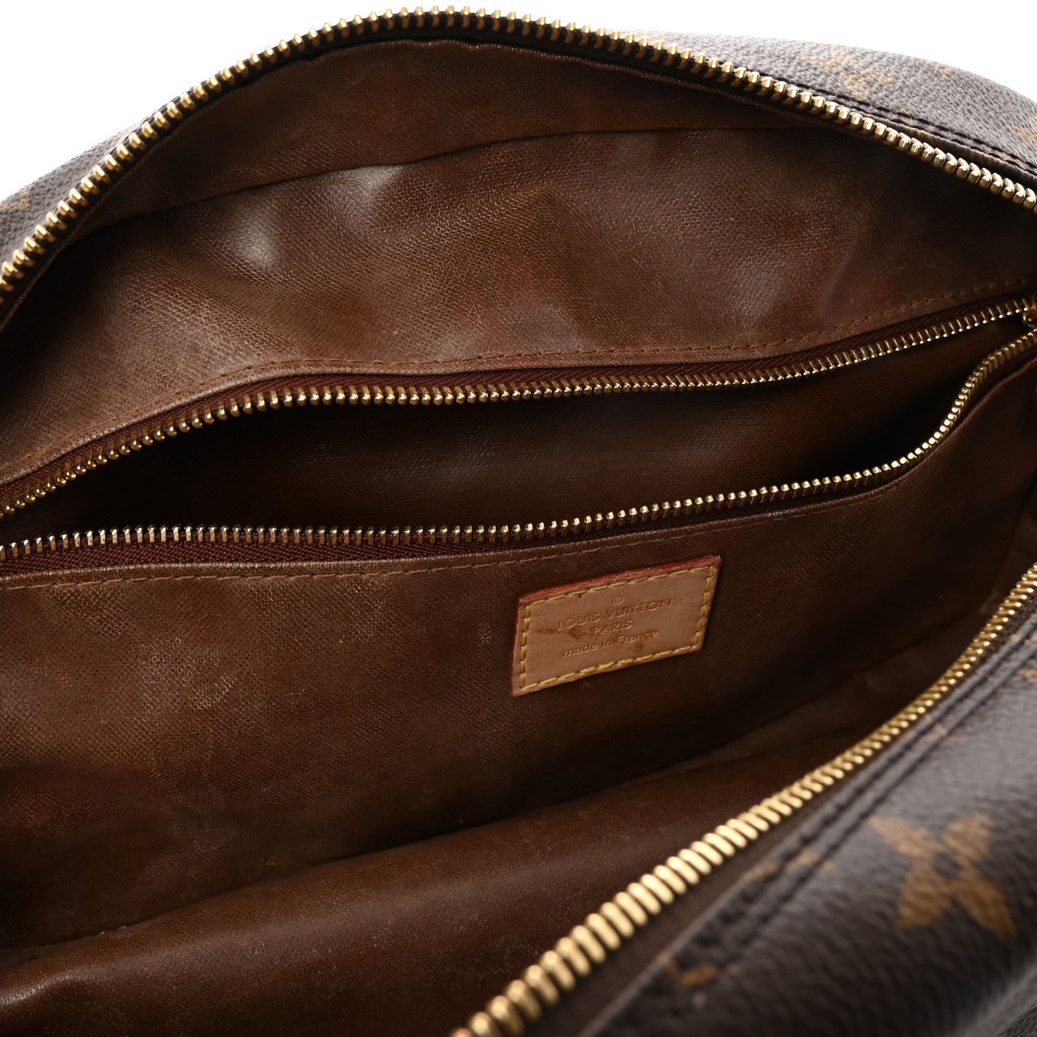 Louis Vuitton Monogram Toiletry Bag 25 9 of 11