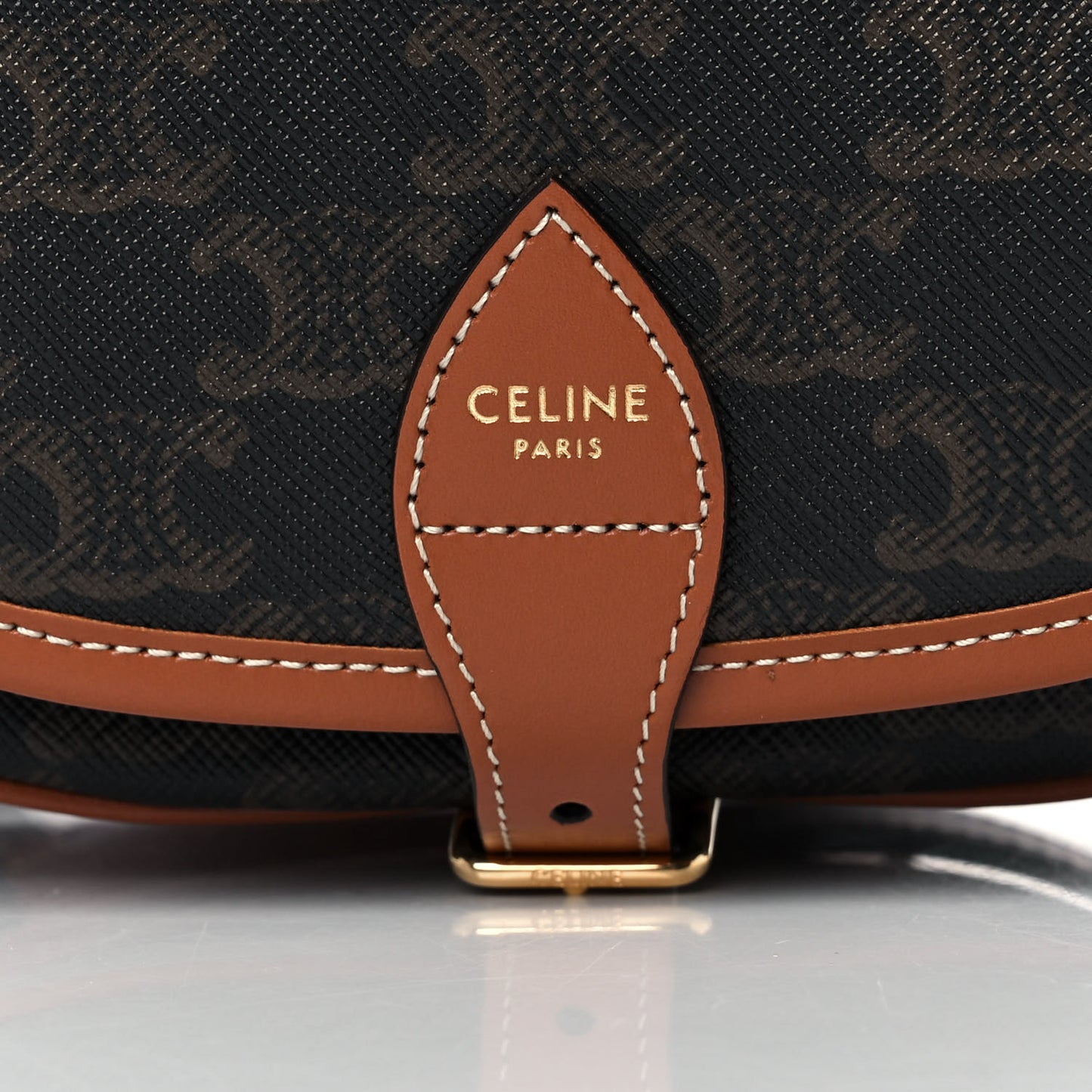 Triomphe Canvas Medium Folco Bag Tan