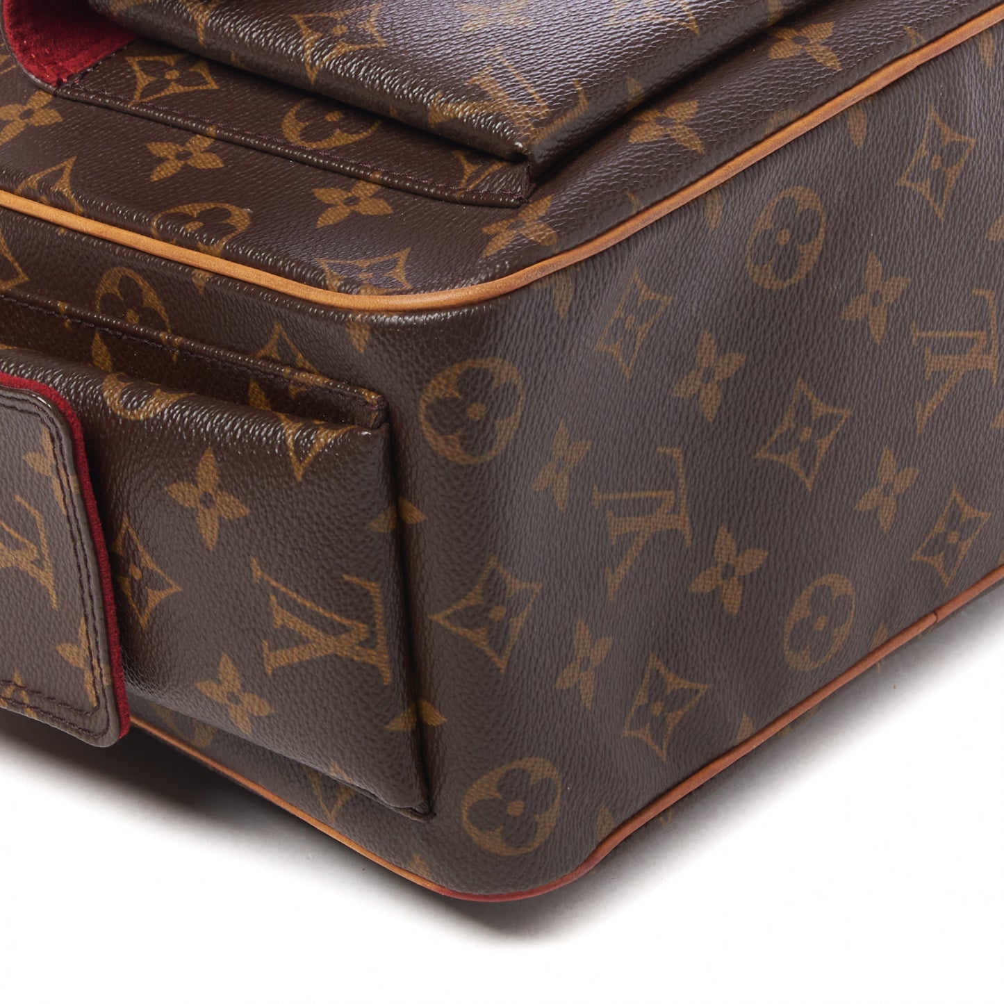Monogram Excentri-Cite