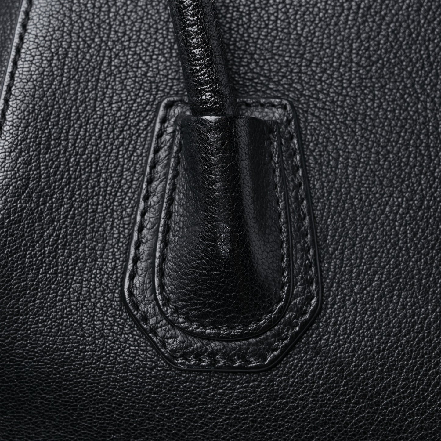 Sugar Goatskin Small Antigona Black
