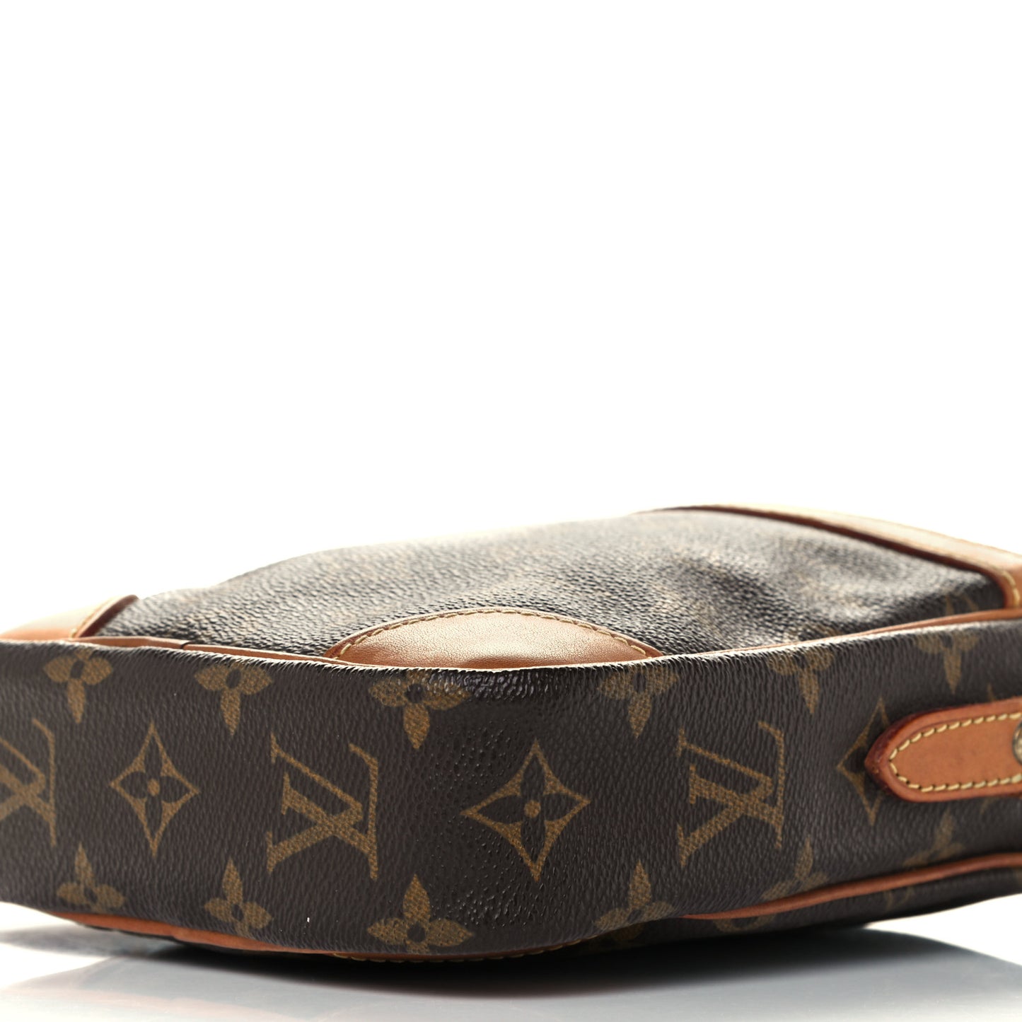 Monogram Danube 21