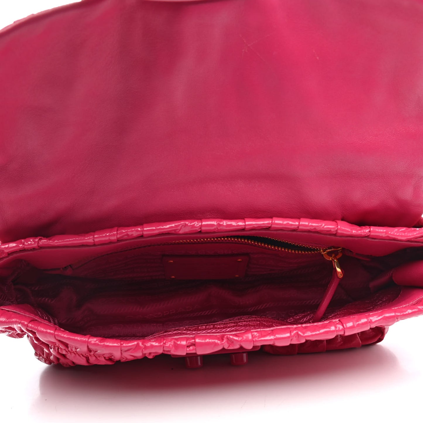 Vernice Gaufre Shoulder Bag Fuxia
