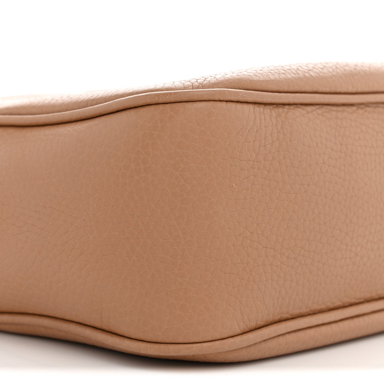 Gucci Pebbled Calfskin Small Soho Disco Bag Camelia 9 of 11