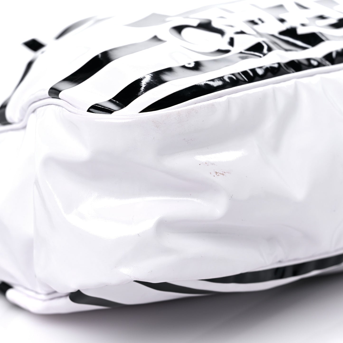 Vinyl Small La Pausa Camera Case White Black