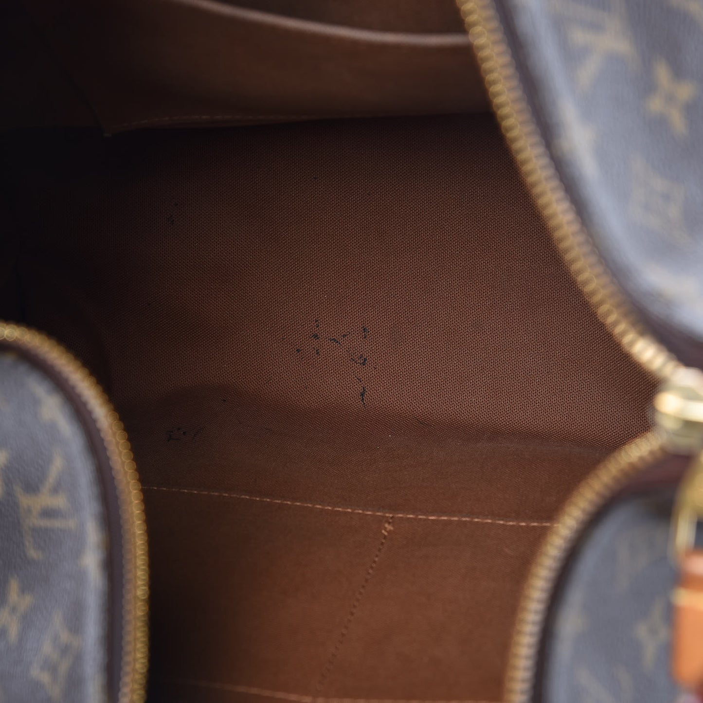 Monogram Sully MM