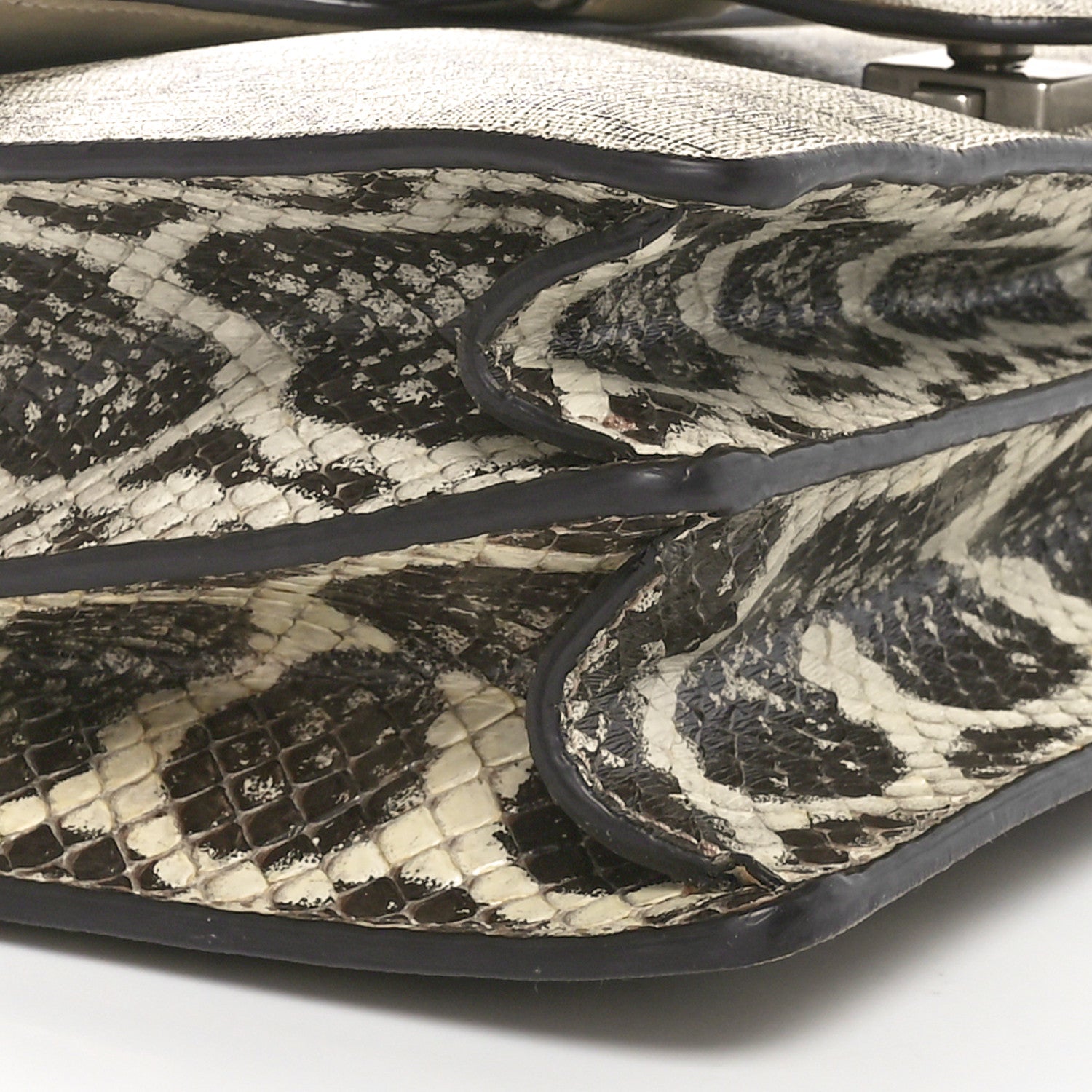 Gucci GG Supreme Monogram Kingsnake Embroidered Medium Dionysus Shoulder Bag White Beige 10 of 11