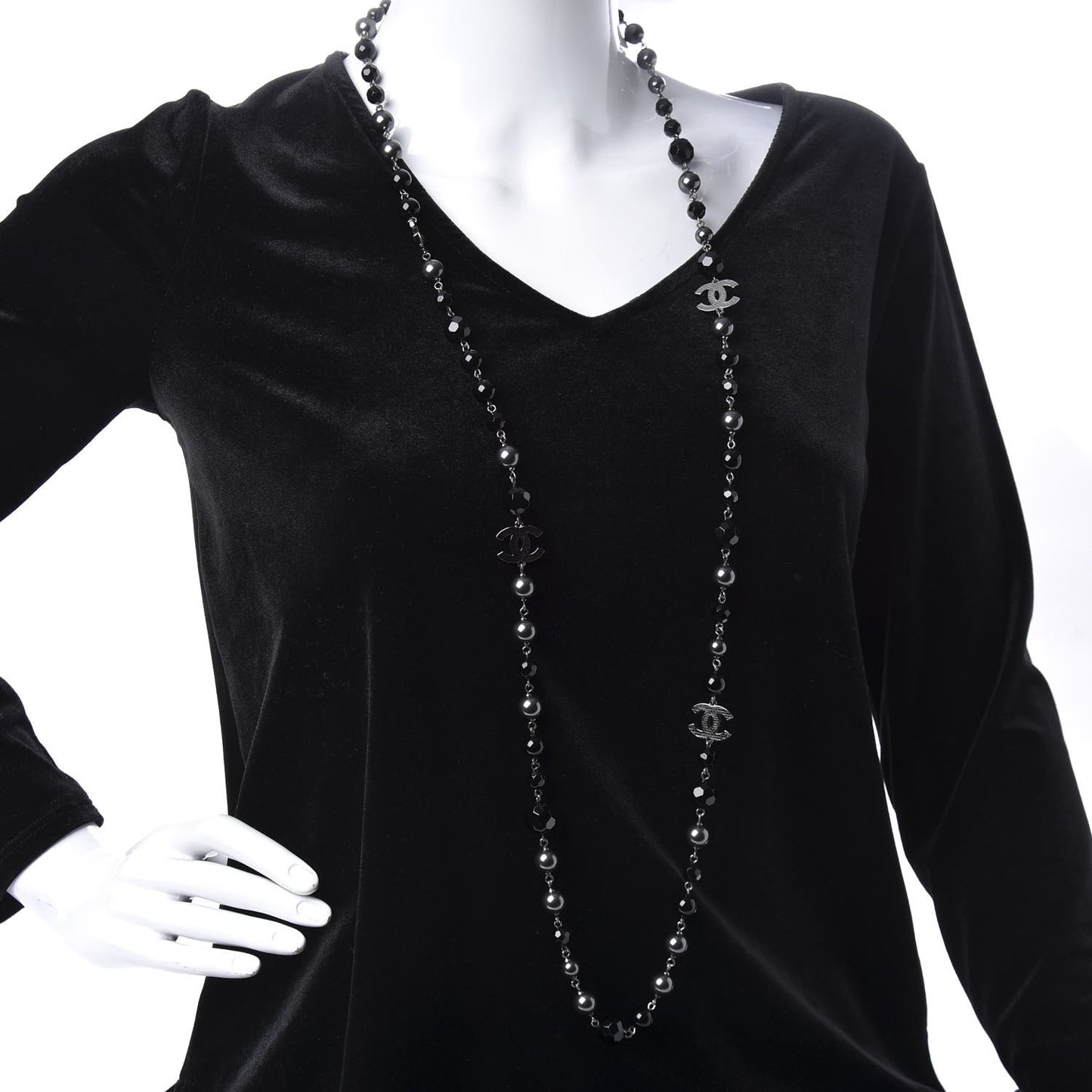Pearl Beaded CC Long Necklace Silver Black