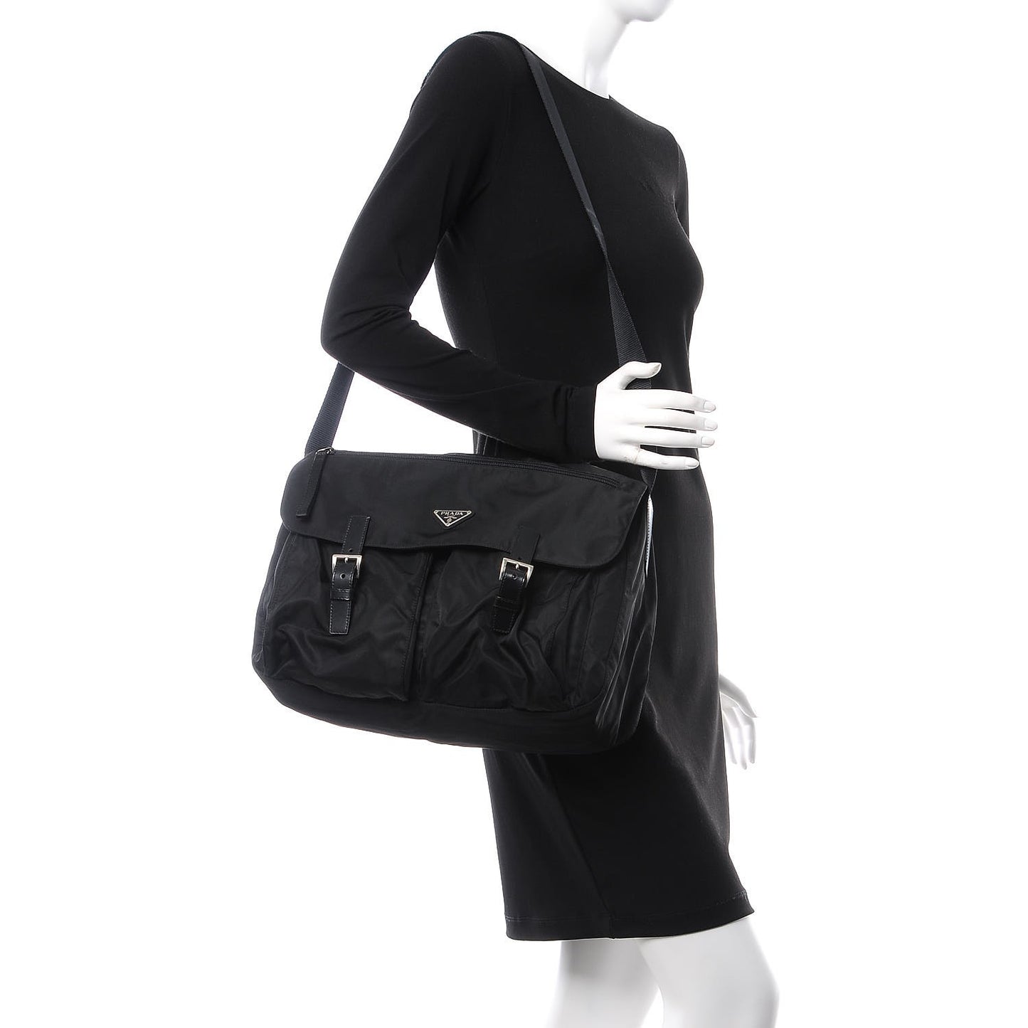 Nylon Vela Messenger Bag Black