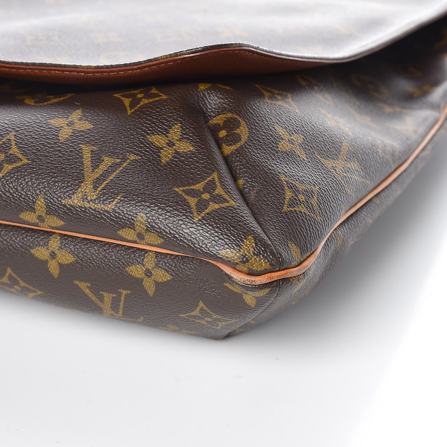 Louis Vuitton Monogram Musette GM 6 of 9