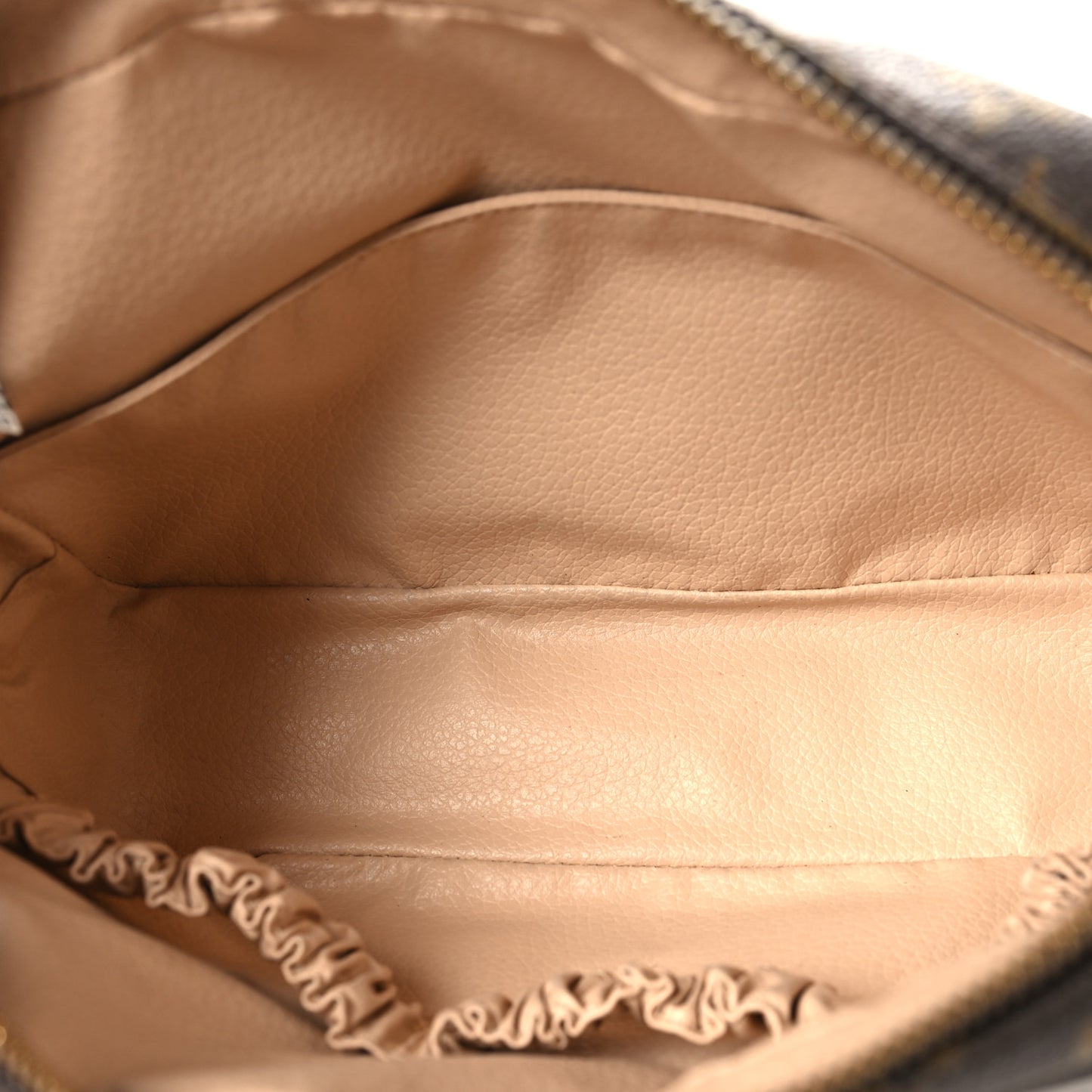 Monogram Trousse Toilette 23