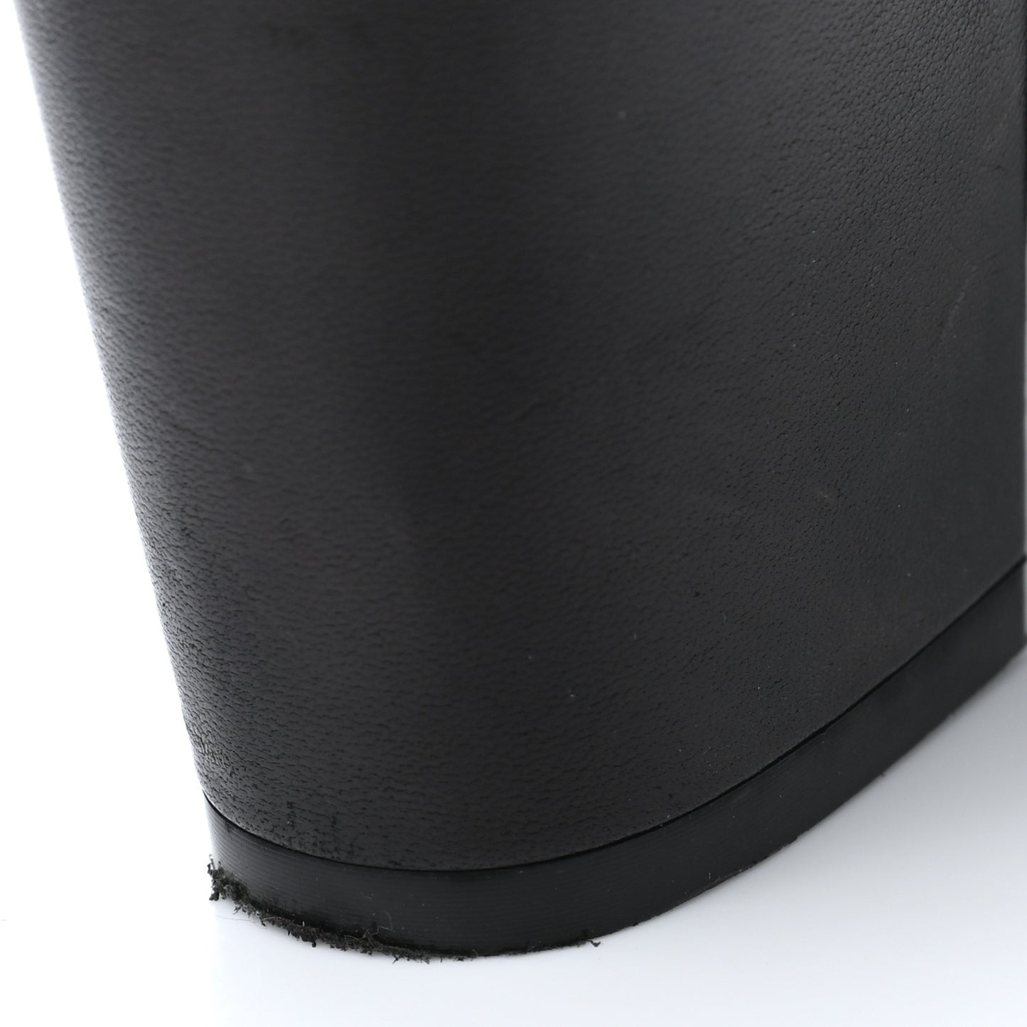 Lambskin Patent Cap Toe Escarpins CC Pumps 41 Black