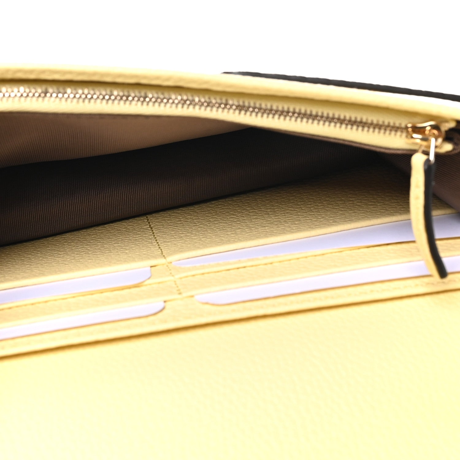 Gucci Dollar Calfskin GG Supreme Monogram Mini GG Marmont Chain Wallet Beige Light Yellow 4 of 10