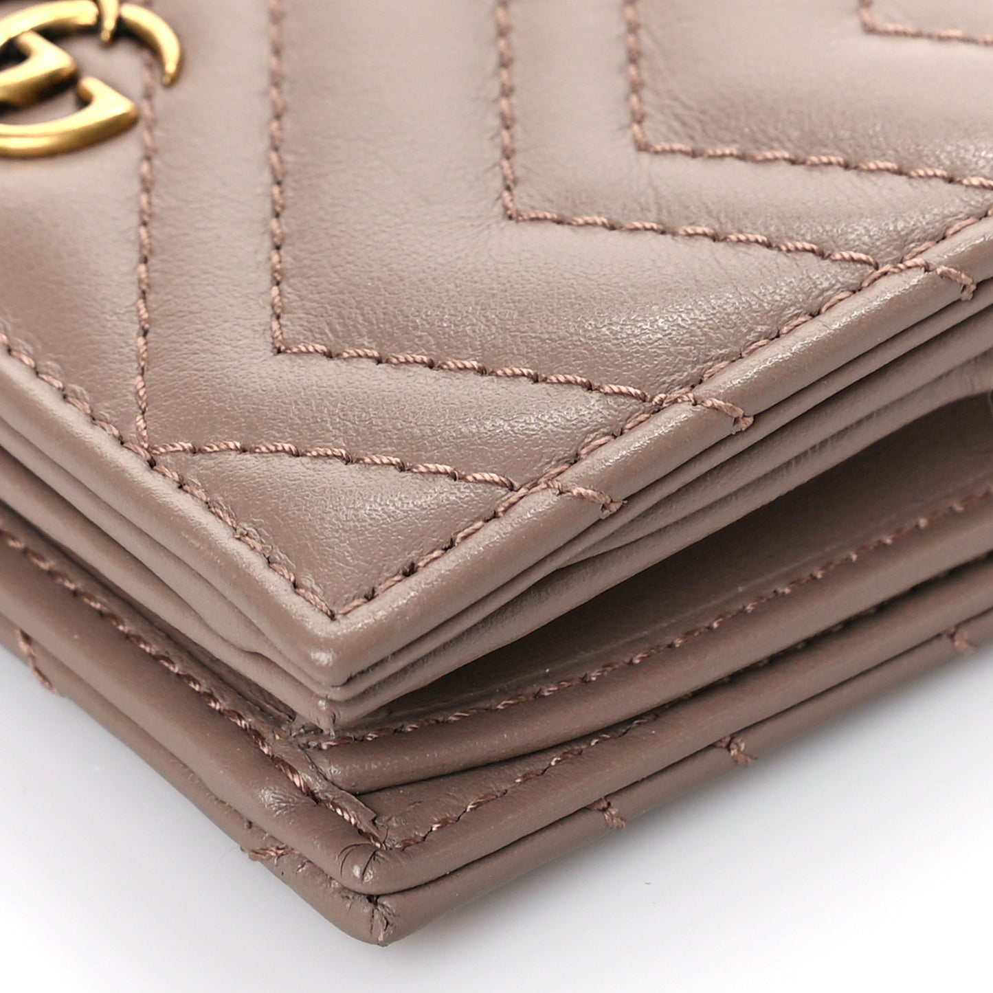 Calfskin Matelasse GG Marmont Card Case Wallet Porcelain Rose