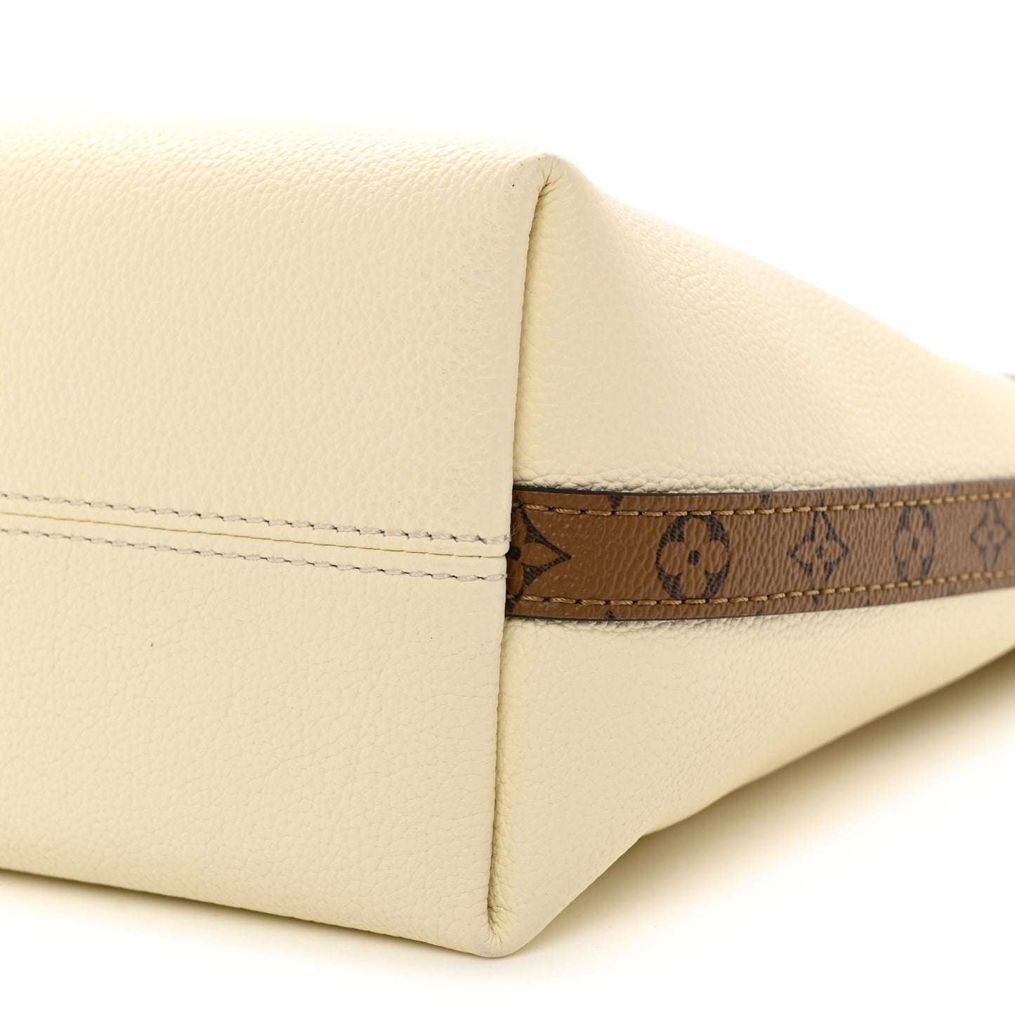 Calfskin Multipass Vanille