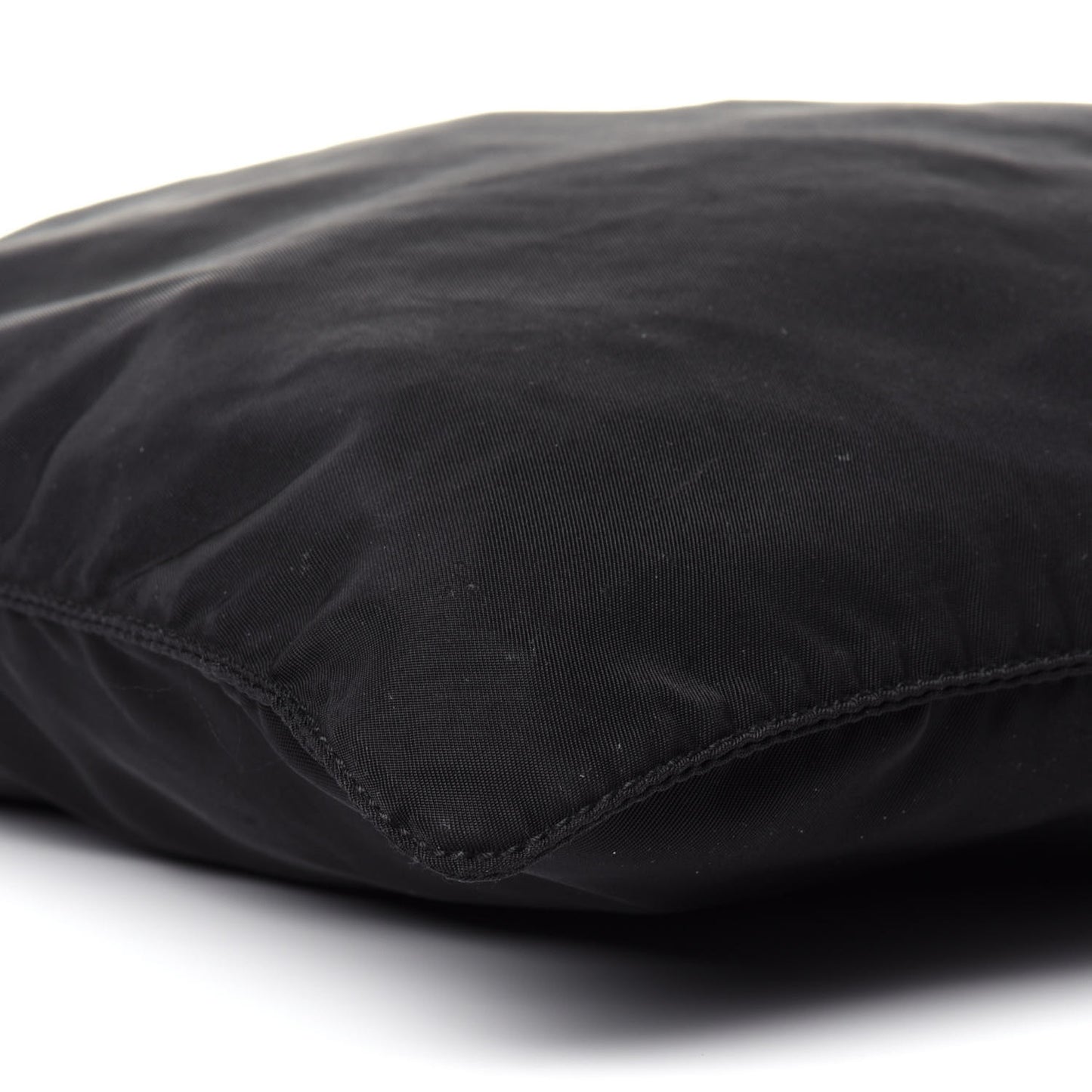 Nylon Flat Messenger Bag Black