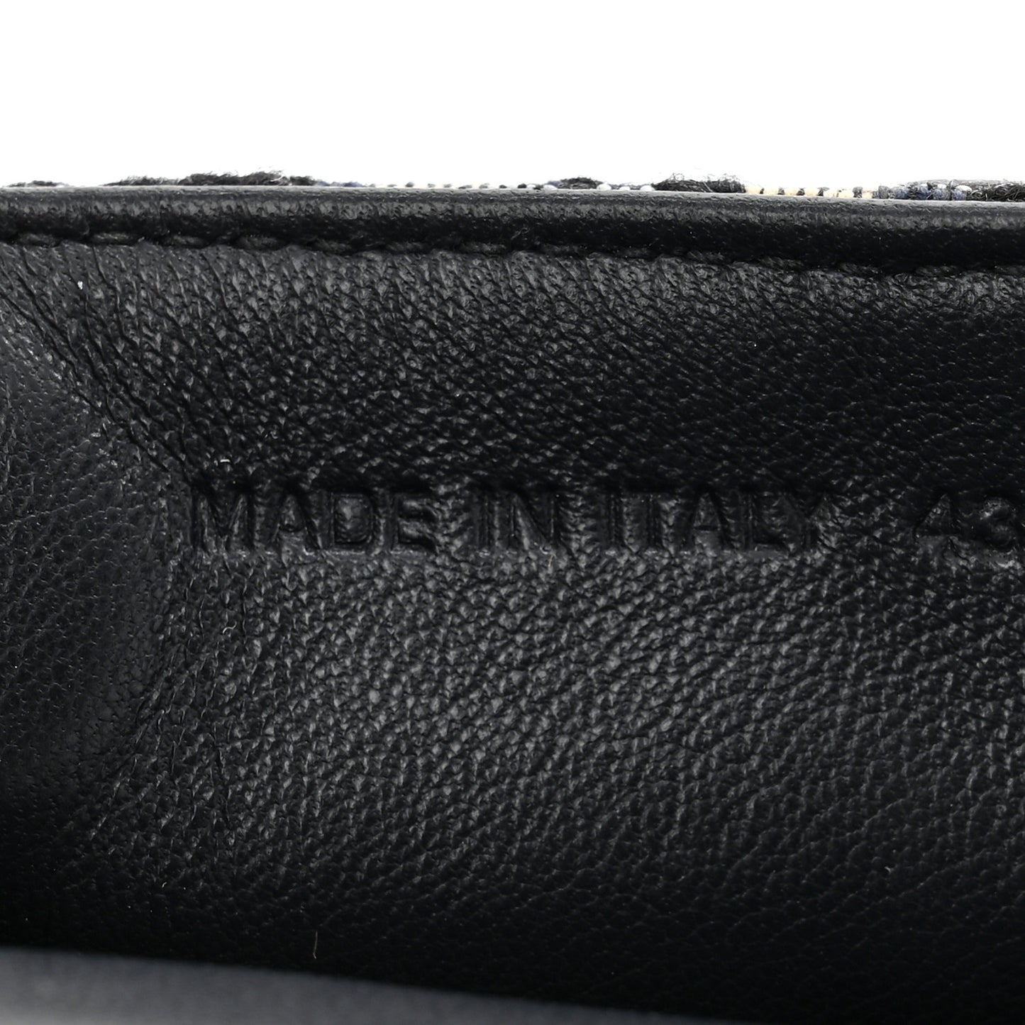 Oblique Nano Saddle Chain Pouch Blue