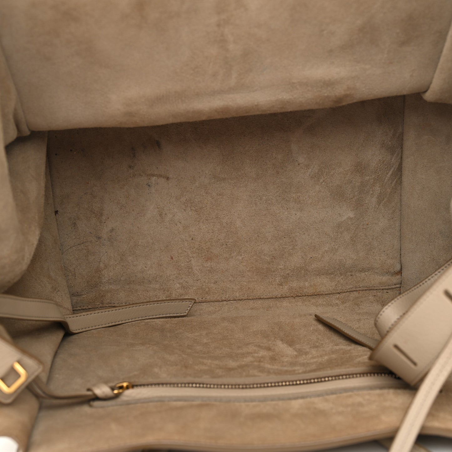Grained Calfskin Medium Phantom Luggage Dune