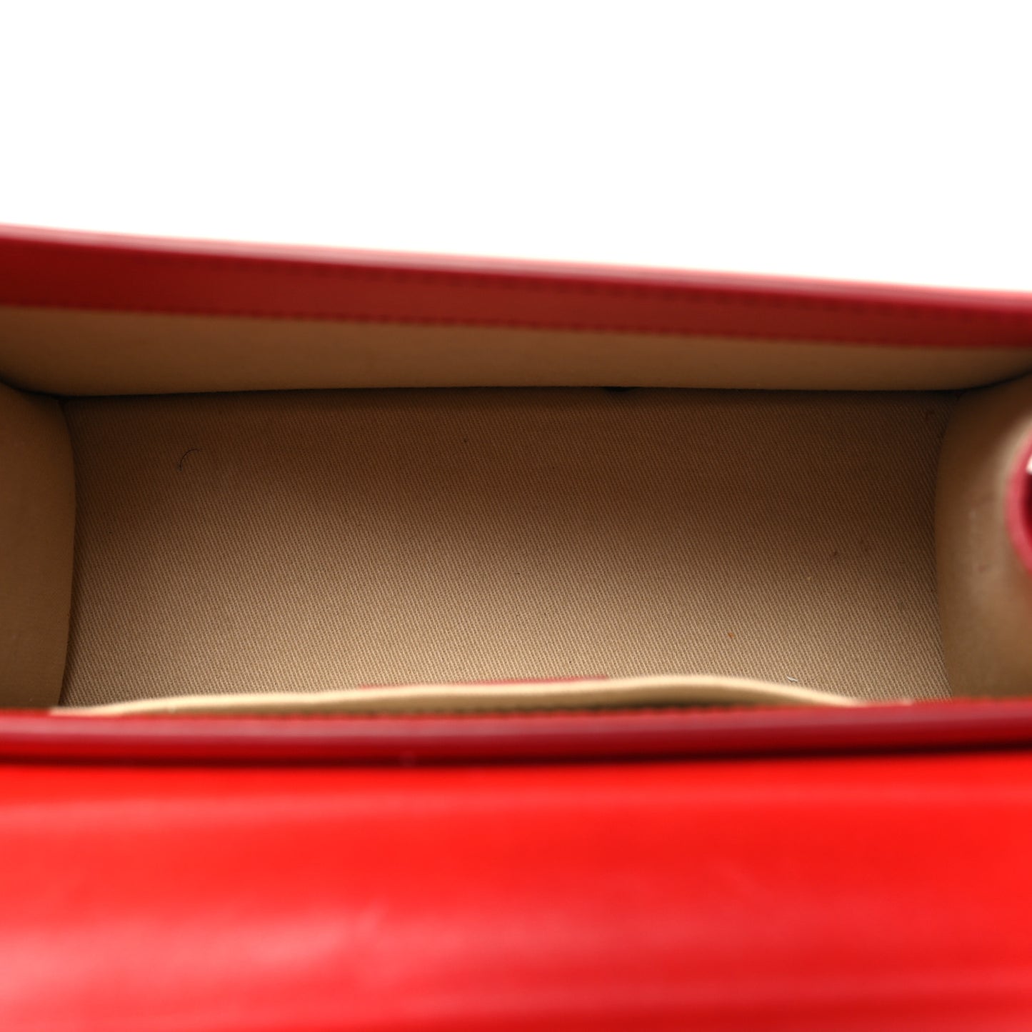 Smooth Calfskin Le Grand Chiquito Red