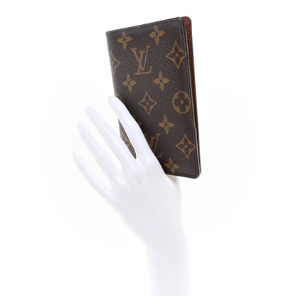 Louis Vuitton Monogram Passport Cover 2 of 7
