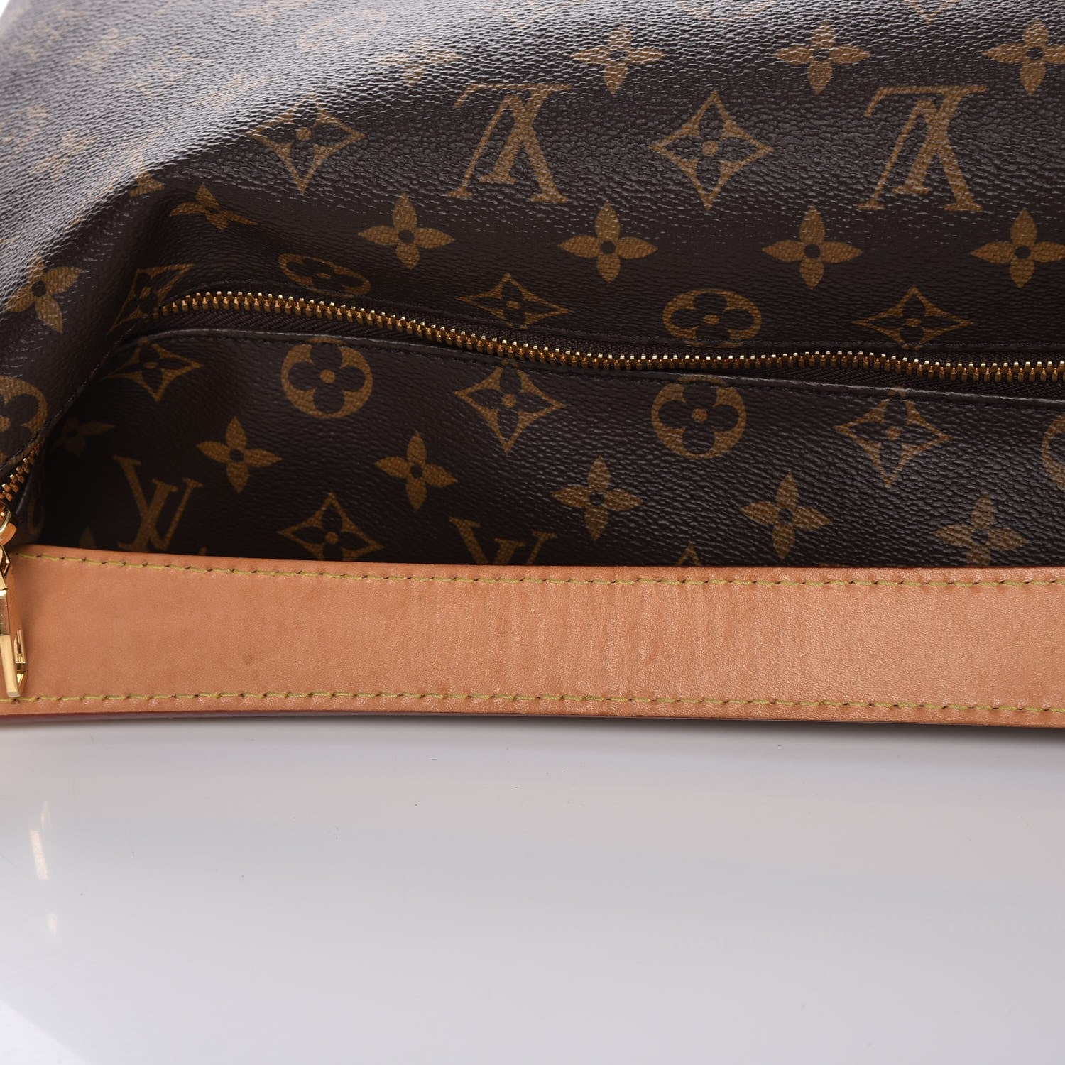 Louis Vuitton Monogram Berri MM 14 of 16