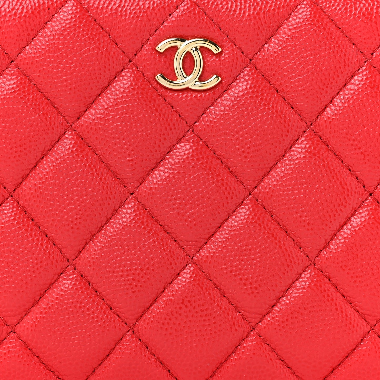 Shiny Caviar Quilted Cosmetic Case Red