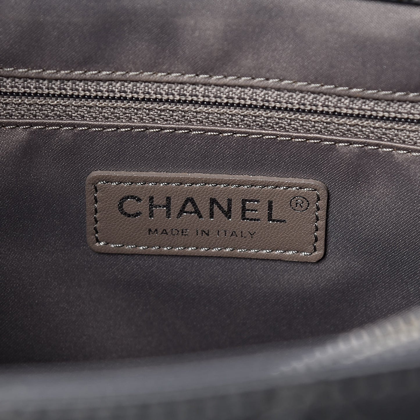 Caviar Quilted XL Grand Shopping Tote GST Dark Grey