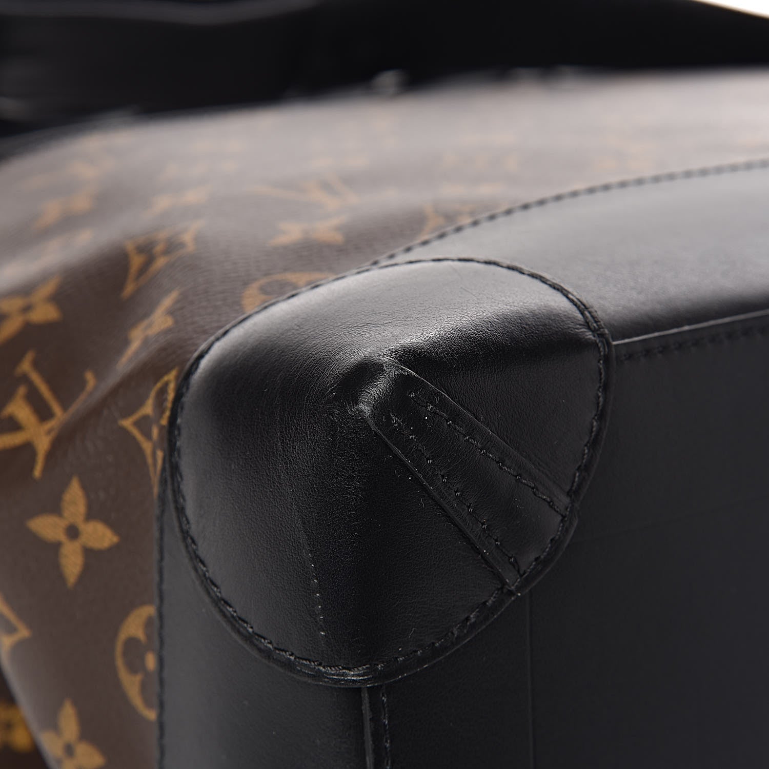 Louis Vuitton Monogram Solar Ray Steamer PM 12 of 14