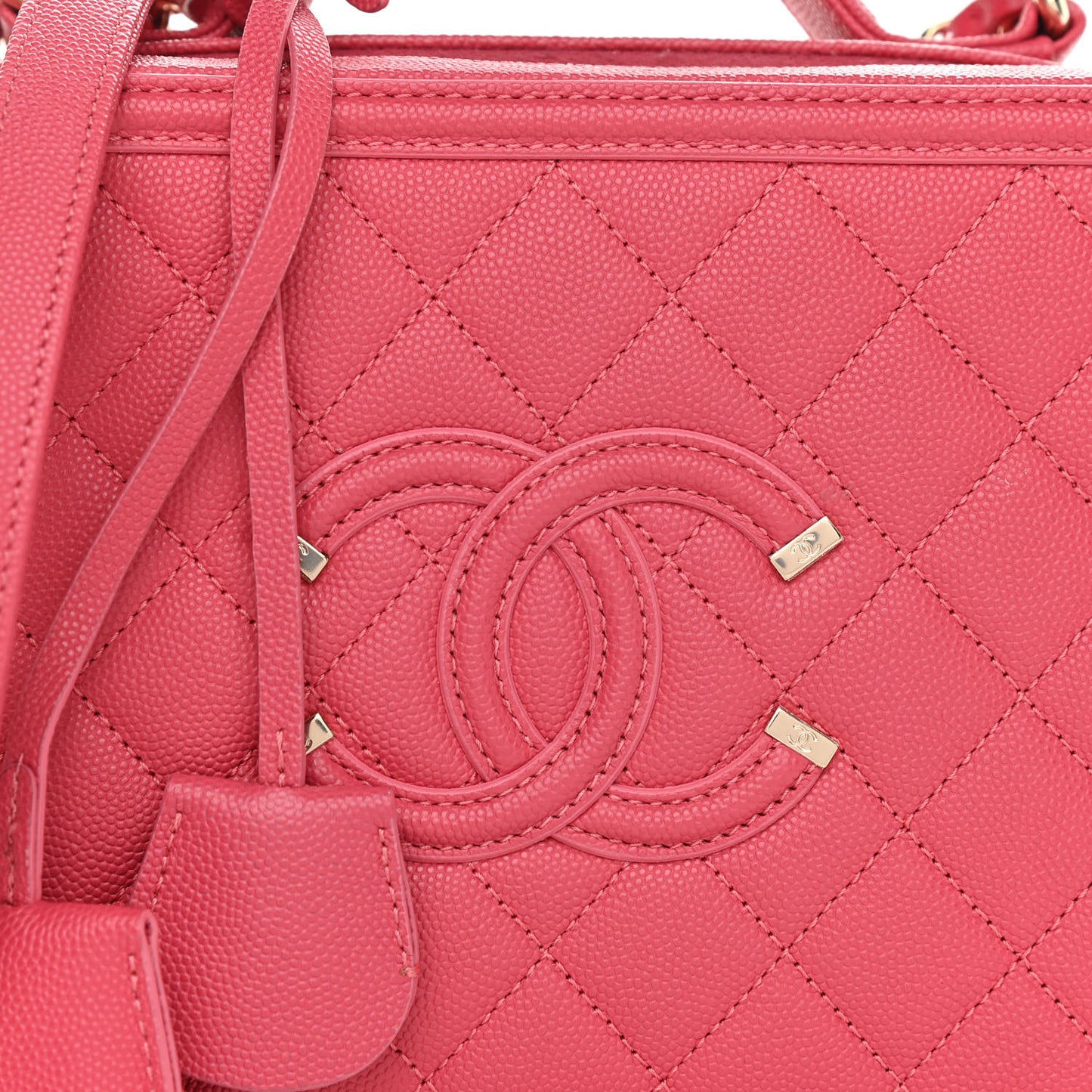 Caviar Quilted Medium CC Filigree Vanity Case Pink