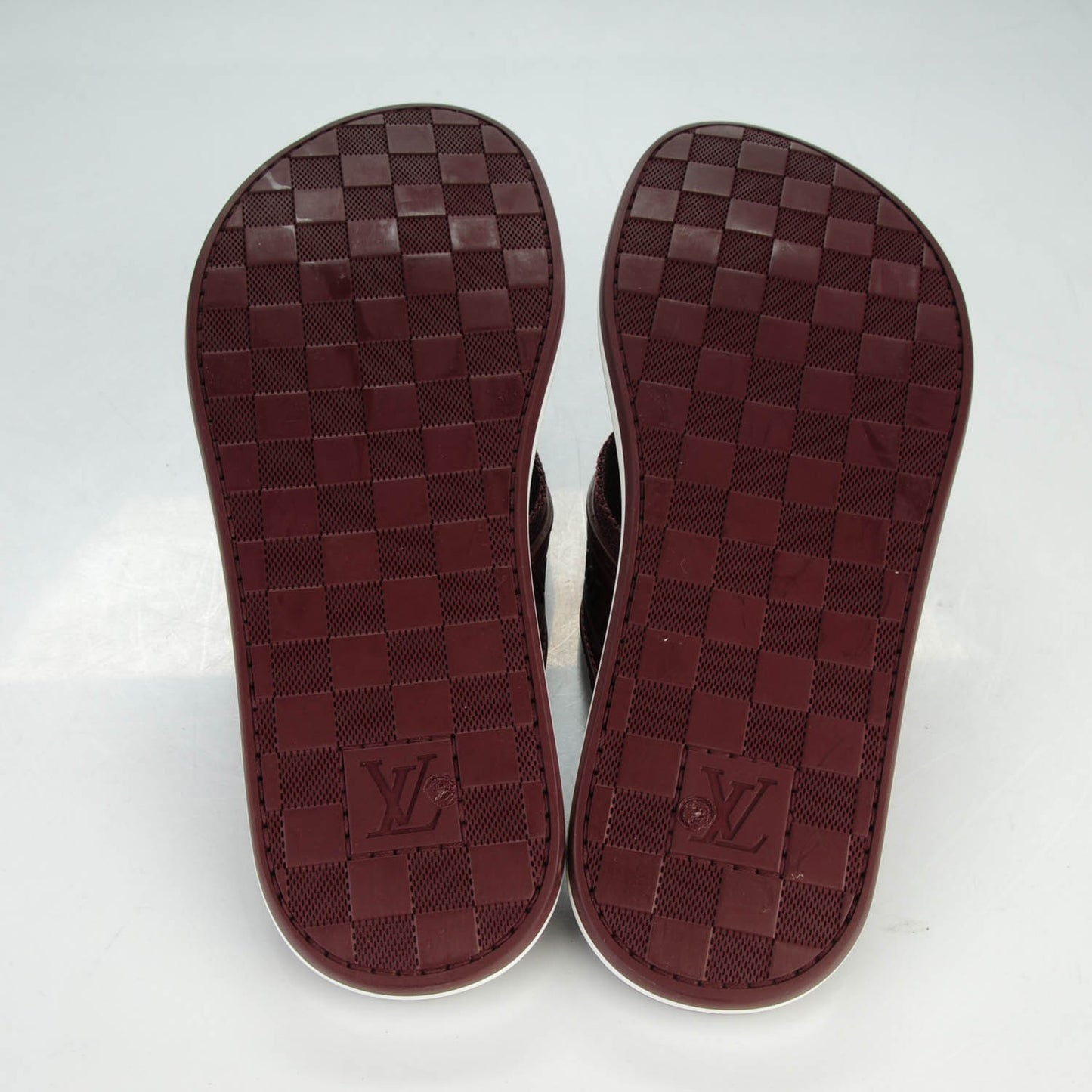Mens Rubber Damier Keys Thong Sandals 6