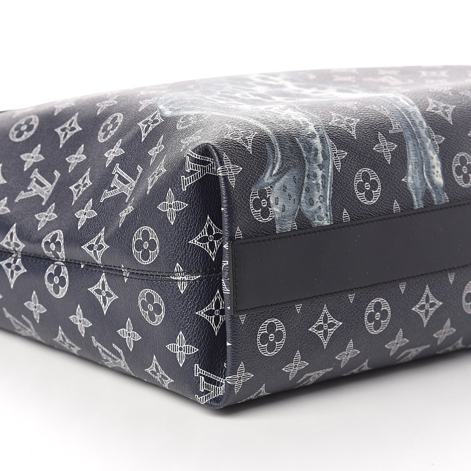Louis Vuitton Savane Monogram Chapman Atlas Tote Ink 8 of 9