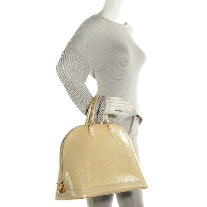 Louis Vuitton Vernis Alma GM Blanc Corail 11 of 16