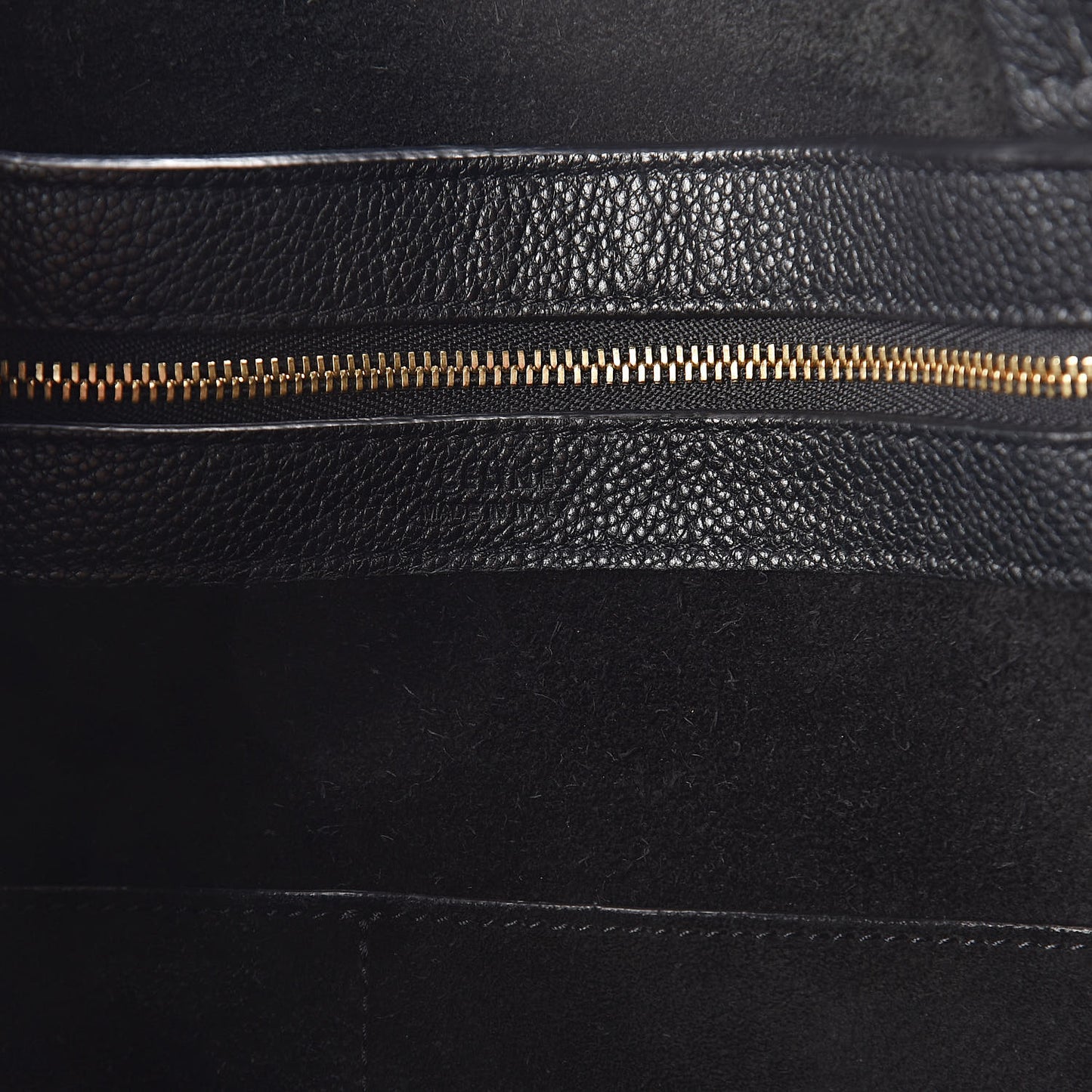 Soft Grained Calfskin Medium Belt Cabas Phantom Black
