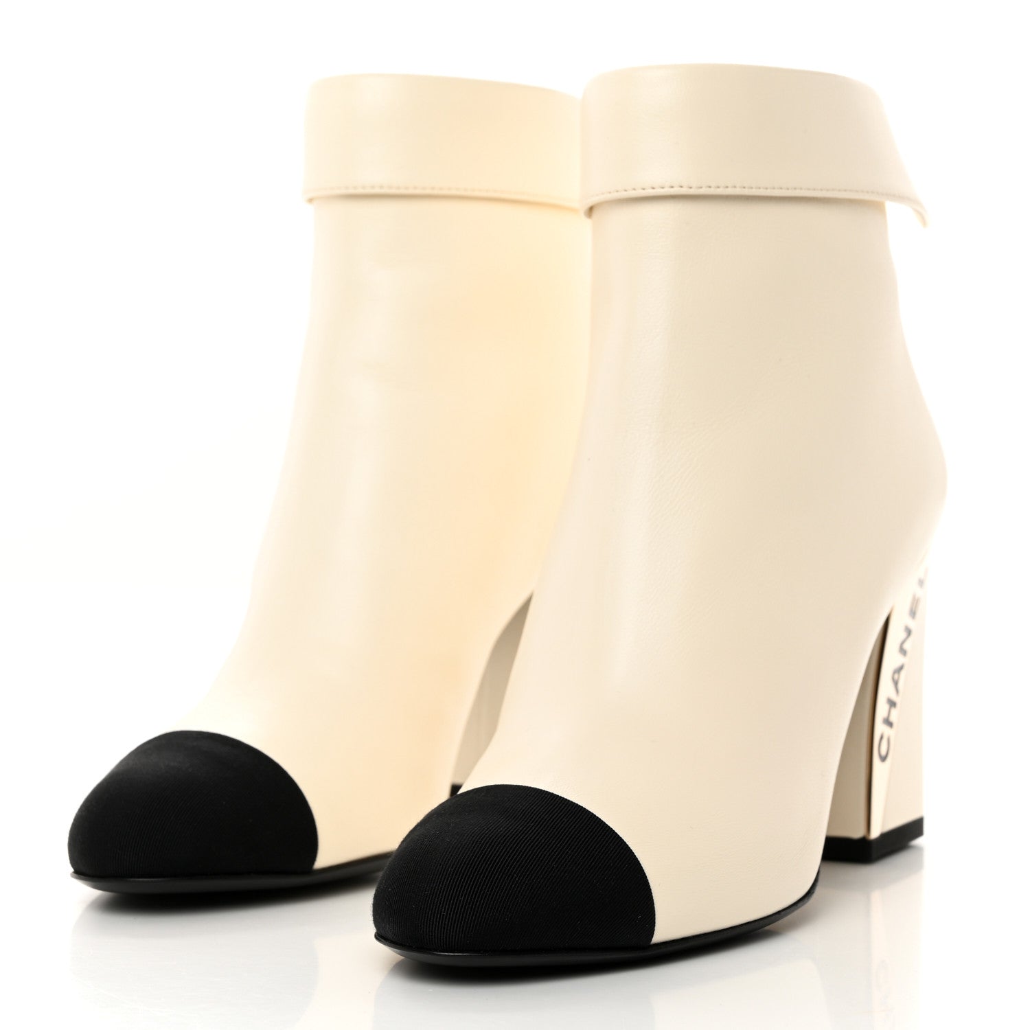 Chanel Lambskin Grosgrain Triangle & Collar 90 Ankle Boots 36 Ivory Black 3 of 9