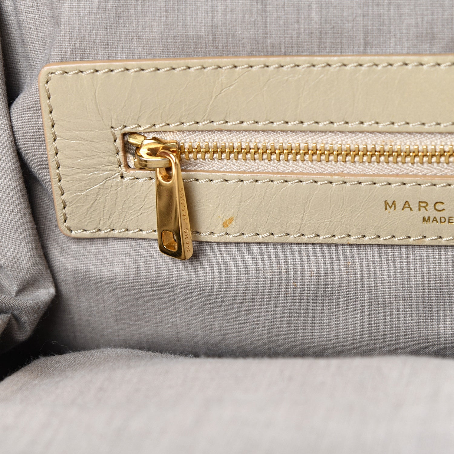 Marc Jacobs Calfskin Quilted Stam Light Grey 7 of 17