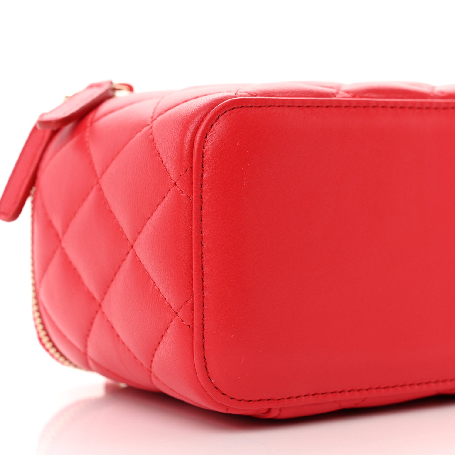 Chanel Lambskin Quilted Small Pearl Crush Vanity Case With Chain Red 9 of 11