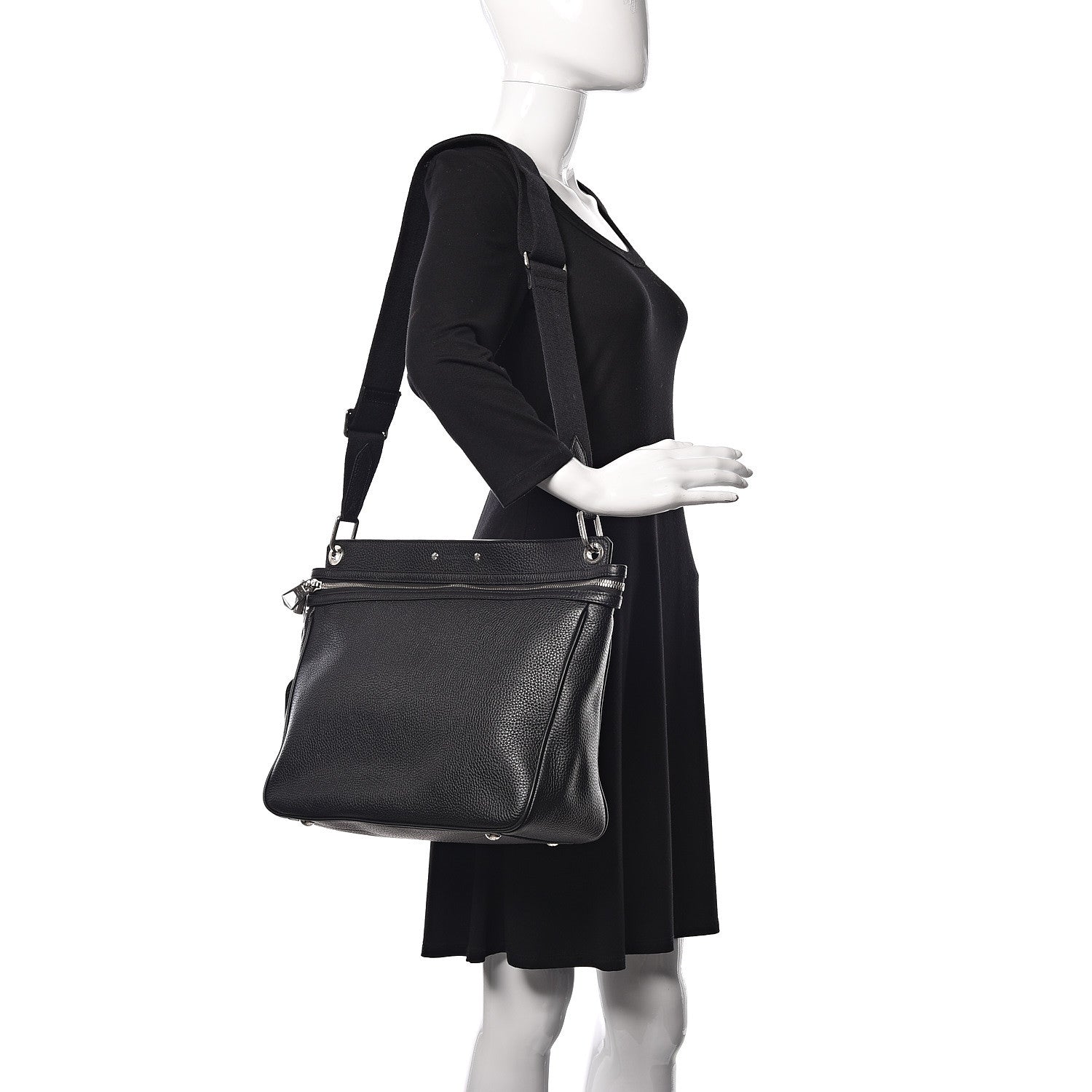 Louis Vuitton Taurillon Armand Messenger Black 2 of 10