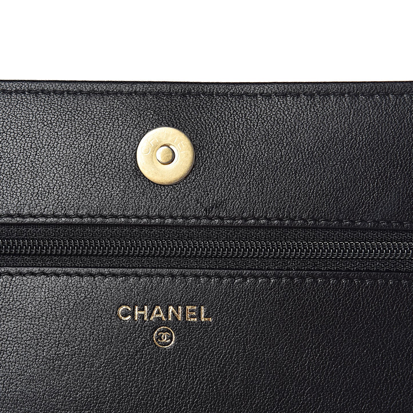 Lambskin Quilted Infinity Wallet On Chain WOC Black