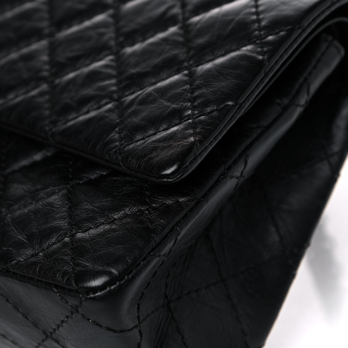 Aged Calfskin Quilted 2.55 Reissue 225 Flap Black