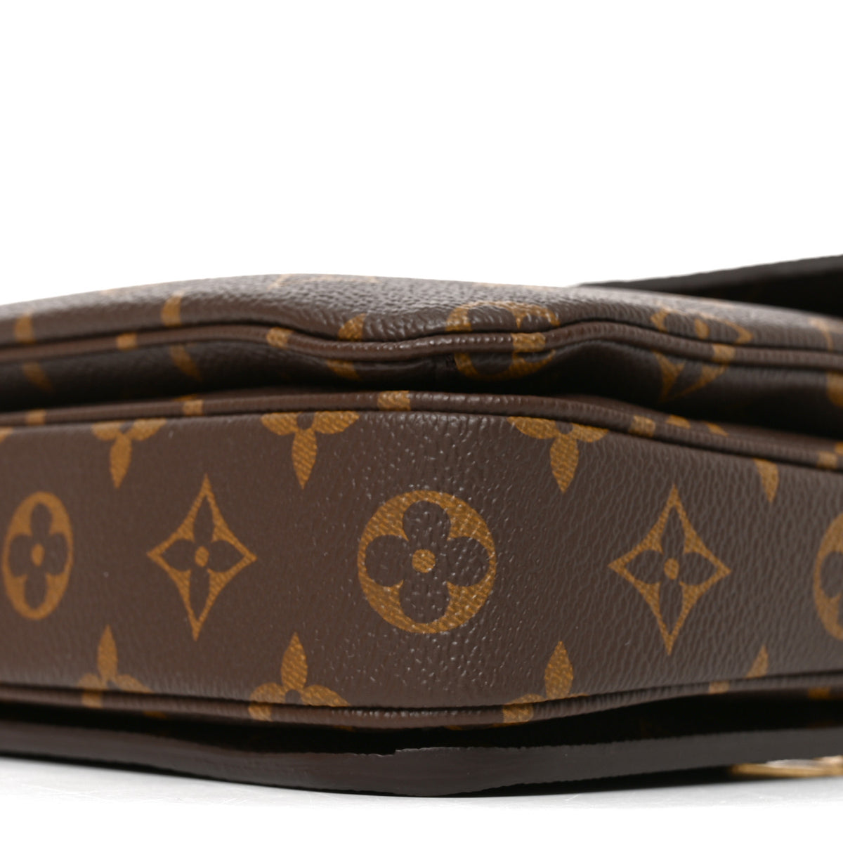 Louis Vuitton Monogram Pochette Metis 9 of 10