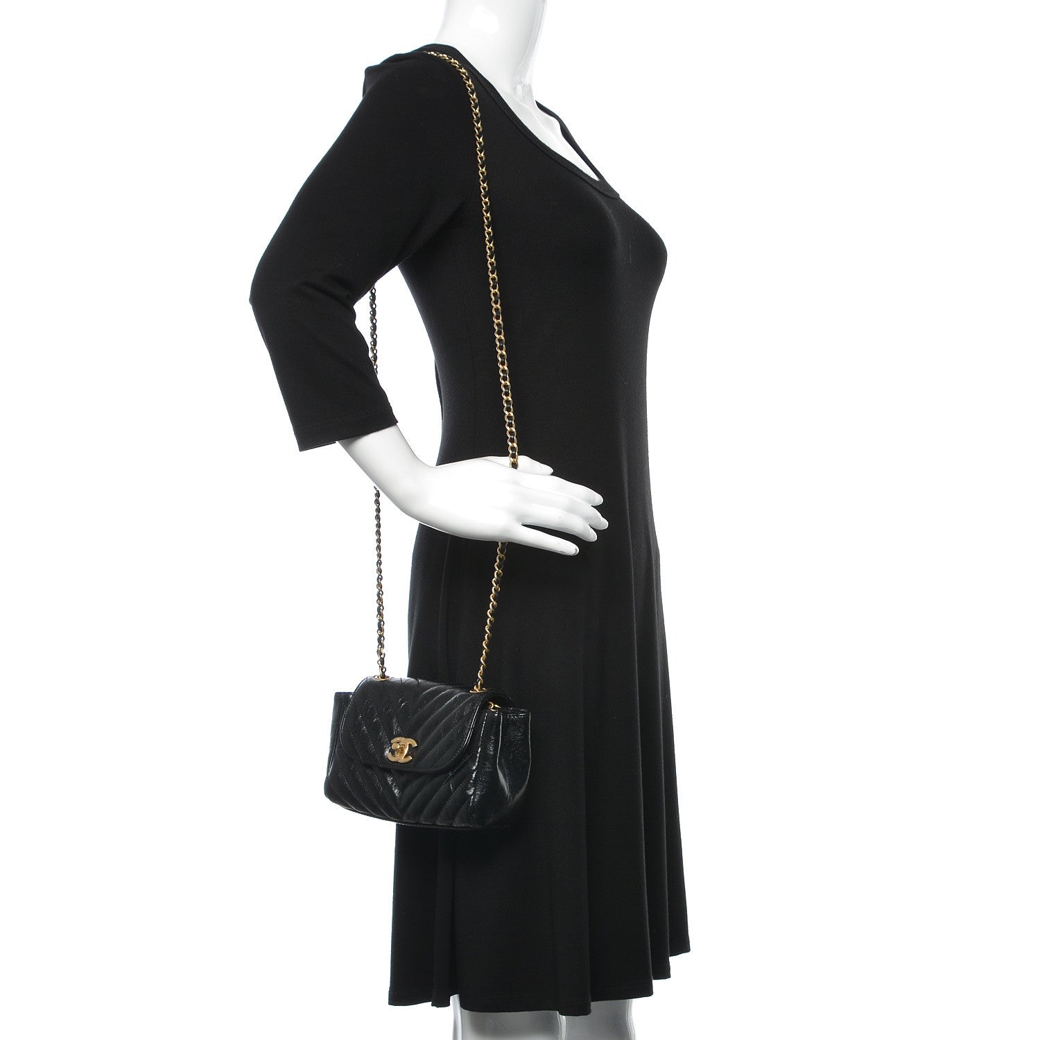 Chanel Glazed Calfskin Chevron Quilted Small Hampton Flap Black 2 of 9