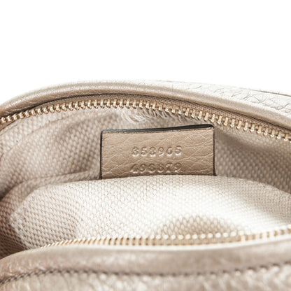 Gucci Metallic Pebbled Calfskin Mini Soho Chain Bag Golden Beige 7 of 8