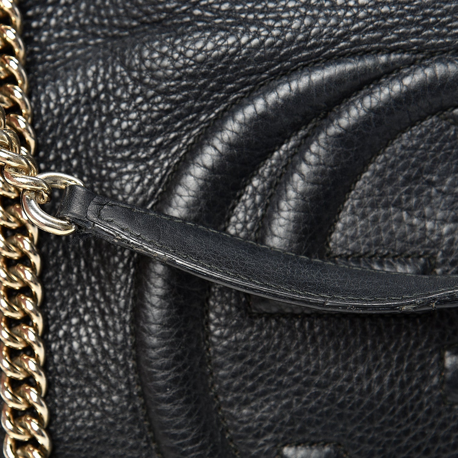 Gucci Pebbled Calfskin Medium Soho Chain Shoulder Bag Black 25 of 29